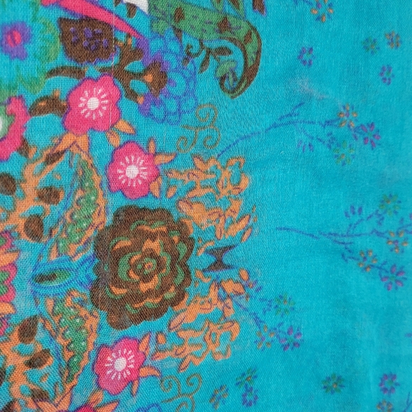 Brilliant Colored Scarf 40x40 - Picture 2 of 4